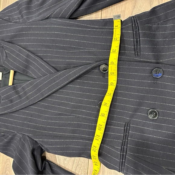 H&M Navy Blazer - Picture 6 of 6